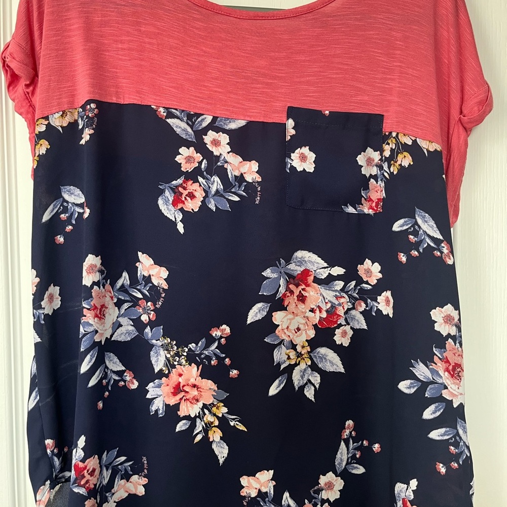 Soft sleeved floral shirt